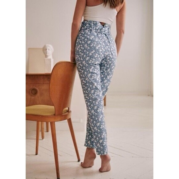Sézane High-Waist Floral Tapered Jeans FR 34/US 2 Blue White NWT - Picture 4 of 12